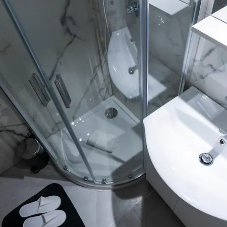 Antoine بيت ضيافة باري