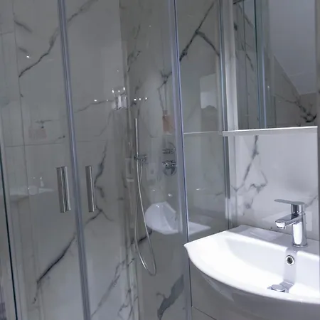 Antoine Guest house Bari